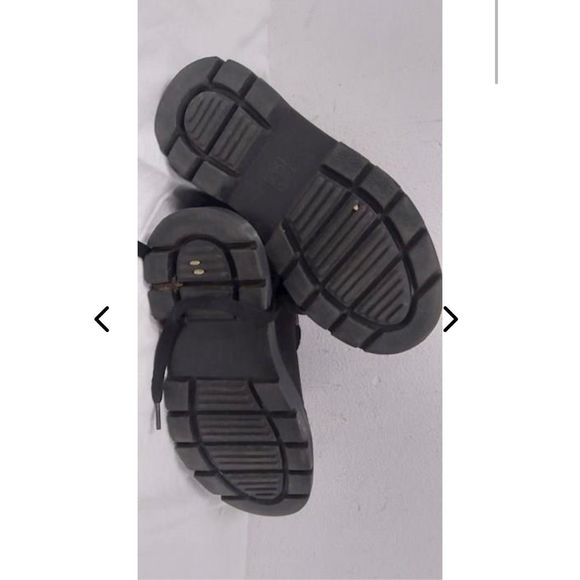 Dr. Martens Size 5 Black Chukka Style Boots - Picture 4 of 7